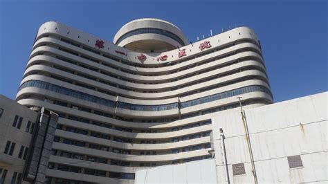 Liver transplantation at Tianjin First Central Hospital .